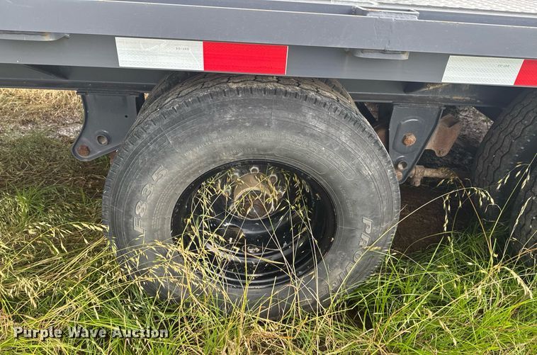 image for item DU9929 2021 Friesen equipment trailer