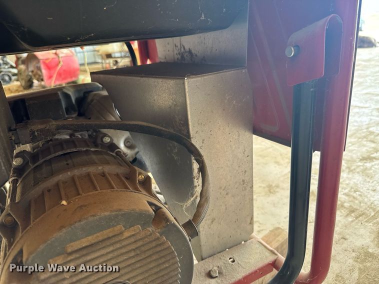 image for item DU9932 Troy-Bilt generator