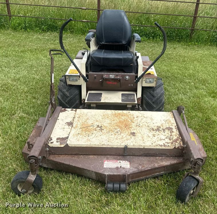 image for item DV4199 Grasshopper 725 ZTR lawn mower