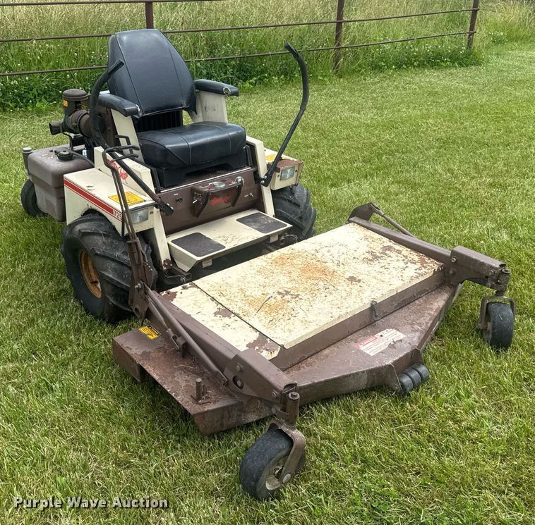 image for item DV4199 Grasshopper 725 ZTR lawn mower