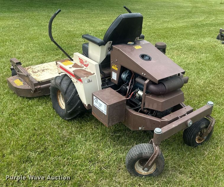 image for item DV4199 Grasshopper 725 ZTR lawn mower