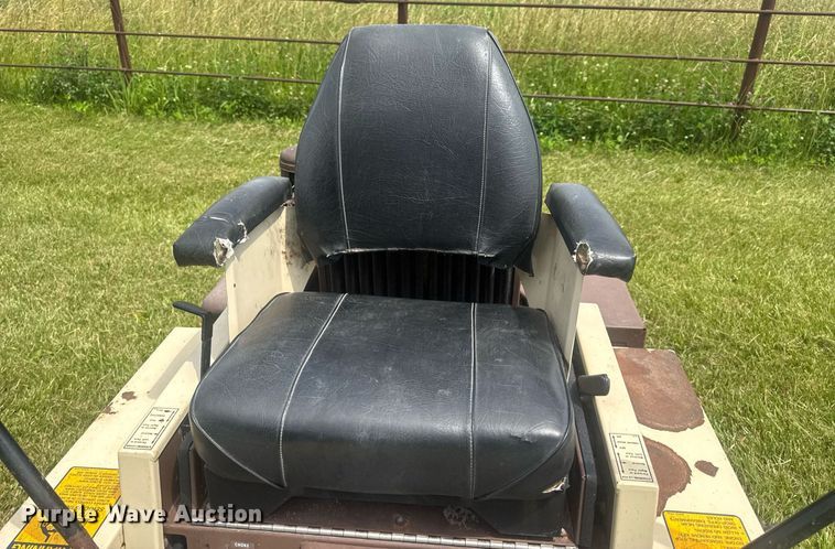 image for item DV4199 Grasshopper 725 ZTR lawn mower