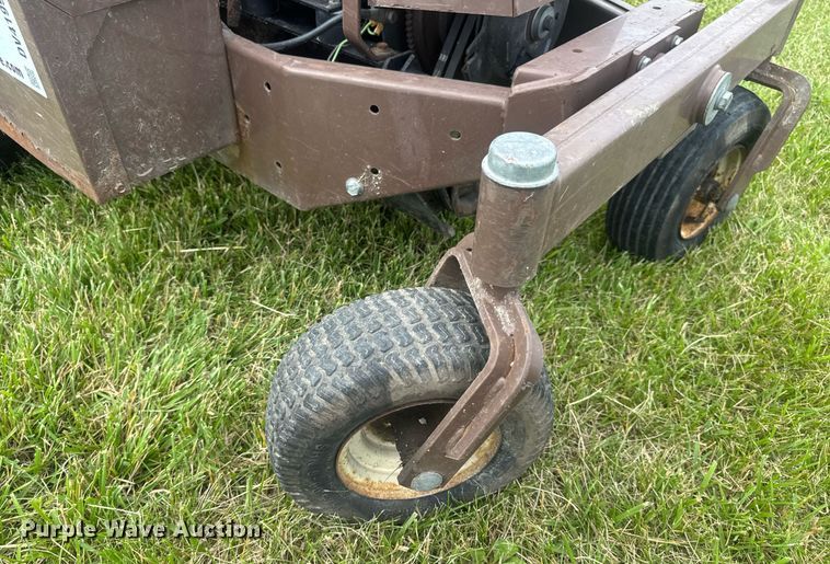 image for item DV4199 Grasshopper 725 ZTR lawn mower