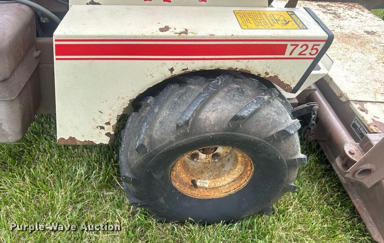 image for item DV4199 Grasshopper 725 ZTR lawn mower