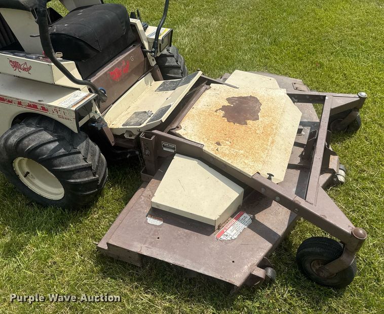 image for item DV4200 Grasshopper 928D ZTR lawn mower