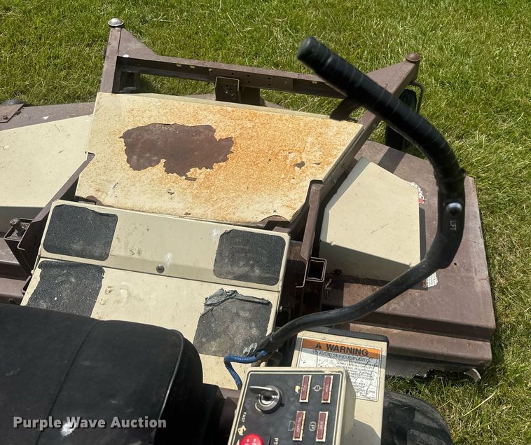 image for item DV4200 Grasshopper 928D ZTR lawn mower