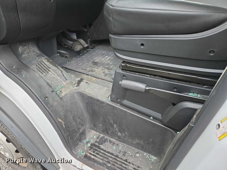 image for item DW7055 2017 Dodge Ram ProMaster 2500 van