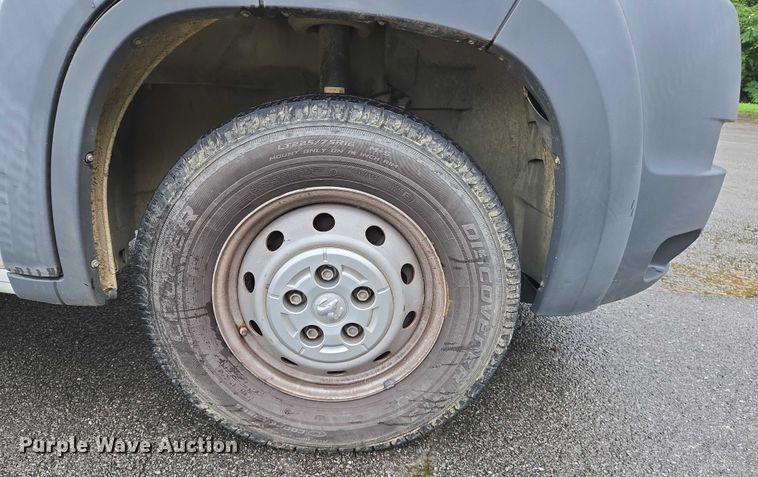 image for item DW7055 2017 Dodge Ram ProMaster 2500 van