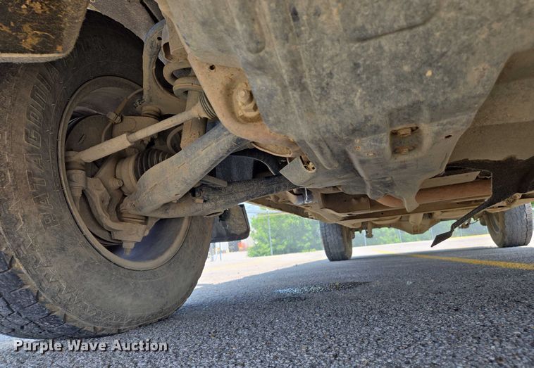 image for item DW7056 2017 Chevrolet Silverado 1500 Double Cab pickup truck