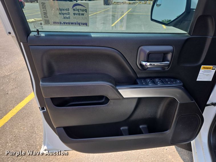 image for item DW7056 2017 Chevrolet Silverado 1500 Double Cab pickup truck