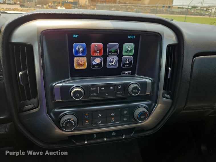 image for item DW7056 2017 Chevrolet Silverado 1500 Double Cab pickup truck