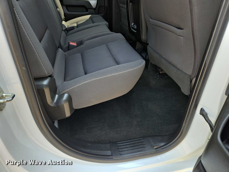 image for item DW7056 2017 Chevrolet Silverado 1500 Double Cab pickup truck