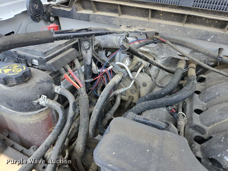 image for item DW7056 2017 Chevrolet Silverado 1500 Double Cab pickup truck