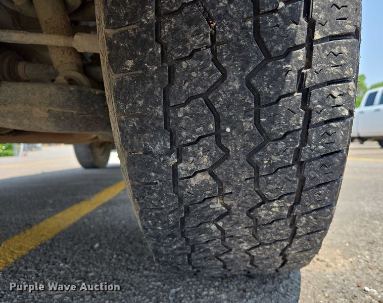 image for item DW7056 2017 Chevrolet Silverado 1500 Double Cab pickup truck