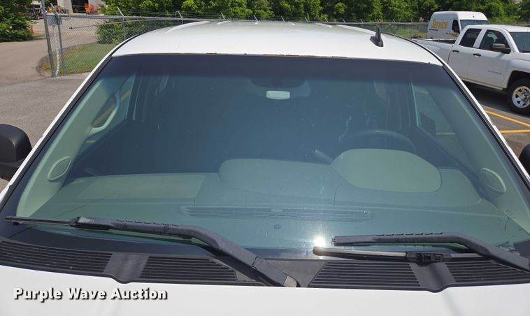 image for item DW7057 2013 Chevrolet  Silverado 1500 Crew Cab pickup truck