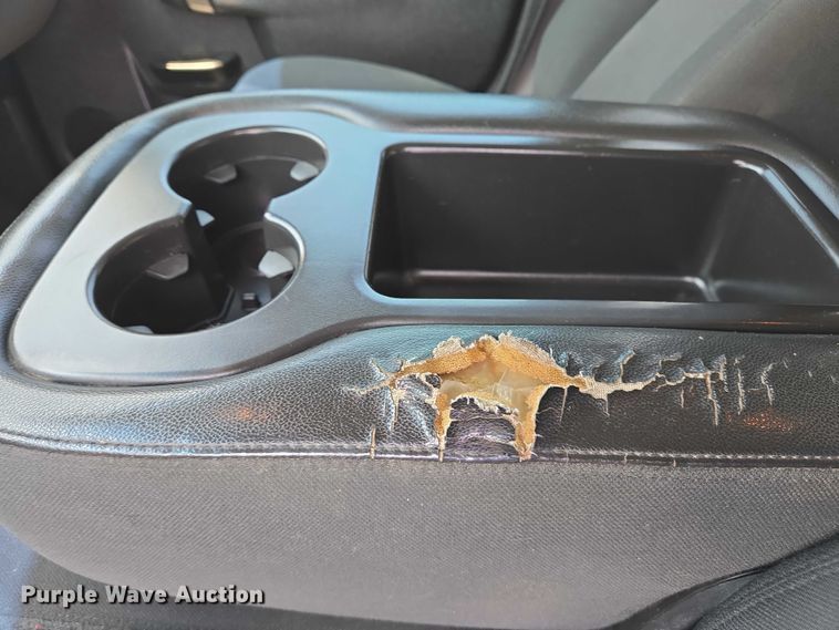 image for item DW7057 2013 Chevrolet  Silverado 1500 Crew Cab pickup truck