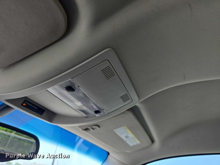 image for item DW7057 2013 Chevrolet  Silverado 1500 Crew Cab pickup truck