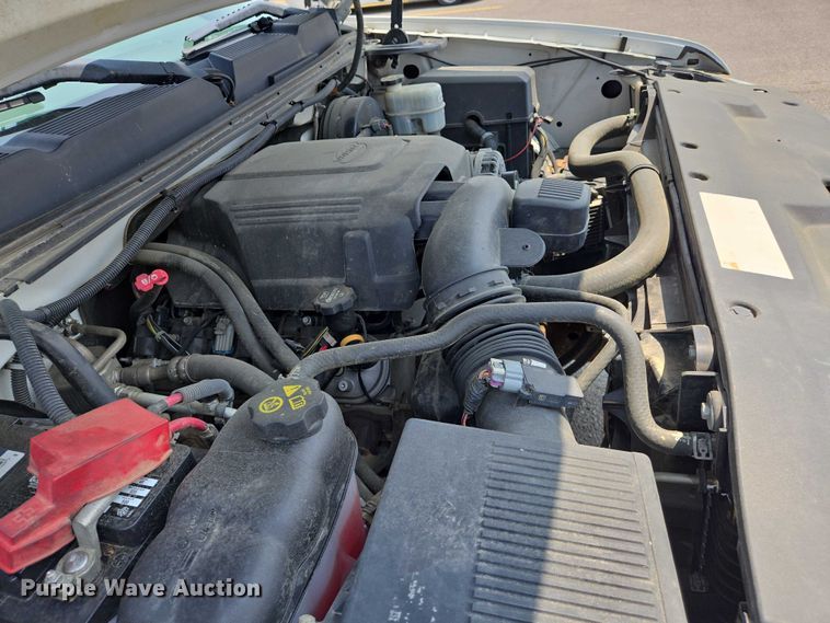 image for item DW7057 2013 Chevrolet  Silverado 1500 Crew Cab pickup truck