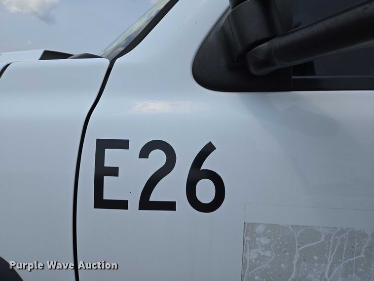 image for item DW7058 2007 Chevrolet  Silverado 2500HD pickup truck