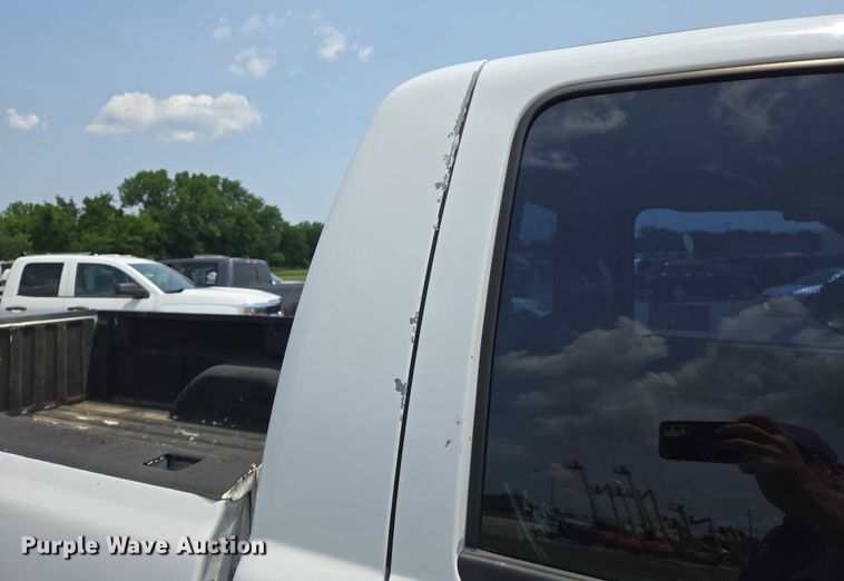 image for item DW7058 2007 Chevrolet  Silverado 2500HD pickup truck