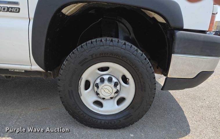 image for item DW7058 2007 Chevrolet  Silverado 2500HD pickup truck