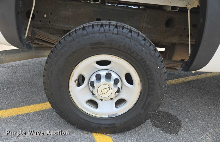 image for item DW7058 2007 Chevrolet  Silverado 2500HD pickup truck