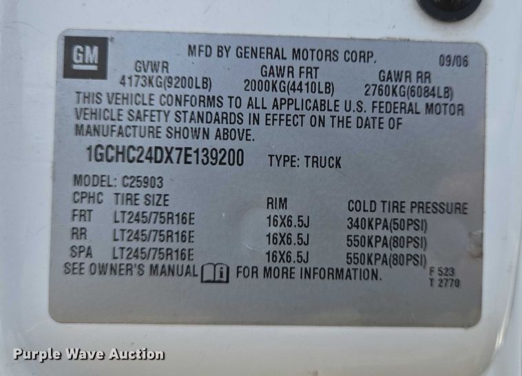 image for item DW7058 2007 Chevrolet  Silverado 2500HD pickup truck