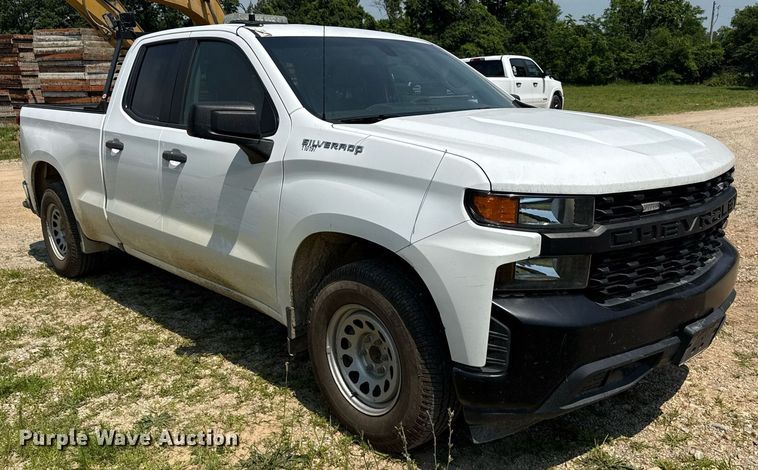 image for item DW7066 2019 Chevrolet Silverado 1500 Double Cab pickup truck