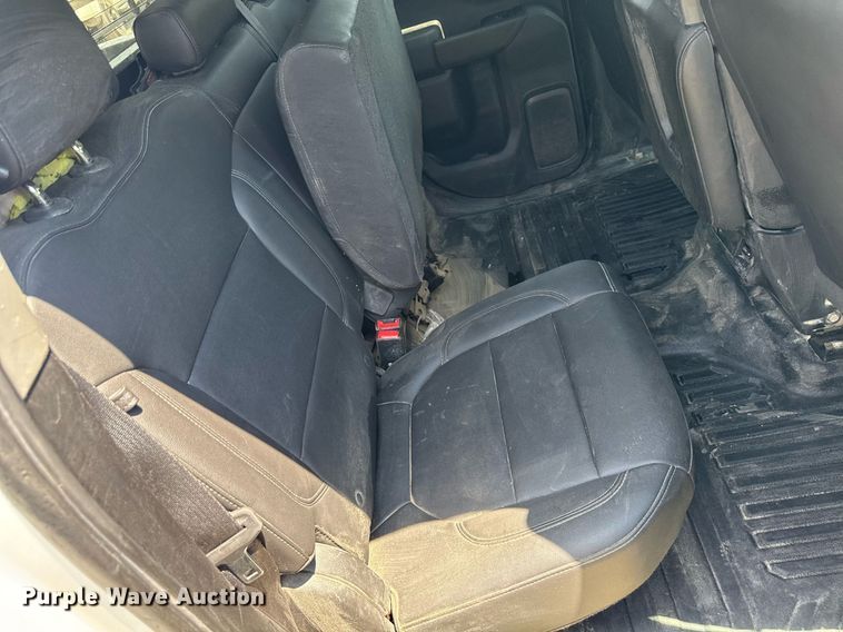 image for item DW7066 2019 Chevrolet Silverado 1500 Double Cab pickup truck