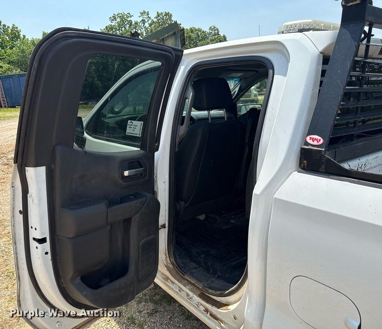 image for item DW7066 2019 Chevrolet Silverado 1500 Double Cab pickup truck