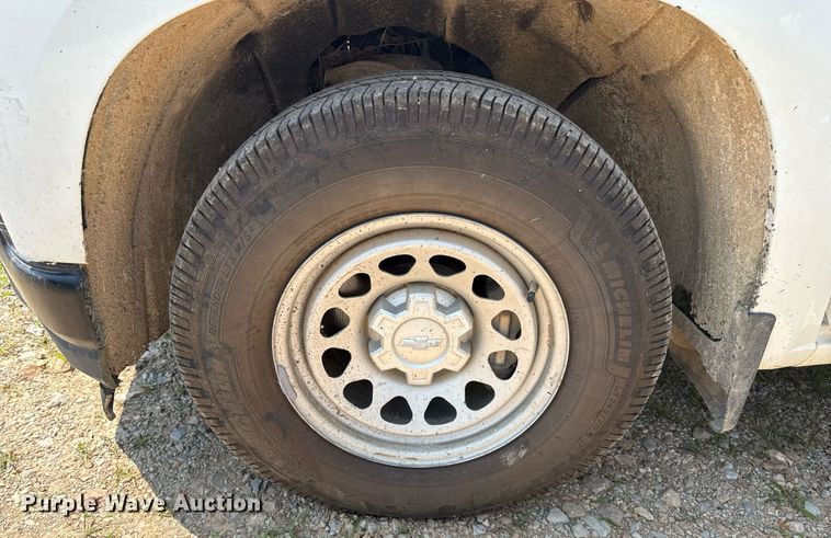 image for item DW7066 2019 Chevrolet Silverado 1500 Double Cab pickup truck