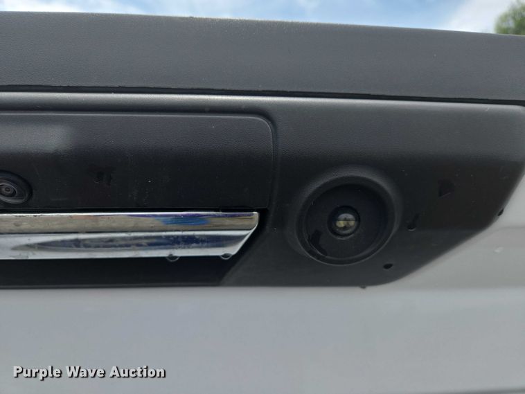 image for item DW7077 2022 Ford  F150 SuperCrew pickup truck