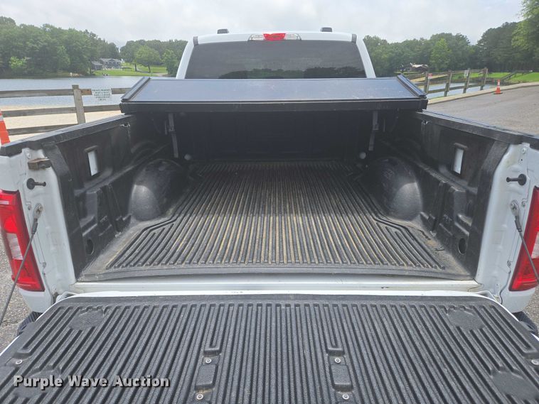 image for item DW7077 2022 Ford  F150 SuperCrew pickup truck