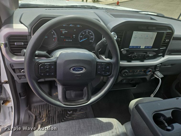 image for item DW7077 2022 Ford  F150 SuperCrew pickup truck