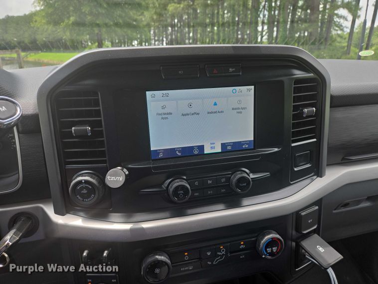 image for item DW7077 2022 Ford  F150 SuperCrew pickup truck