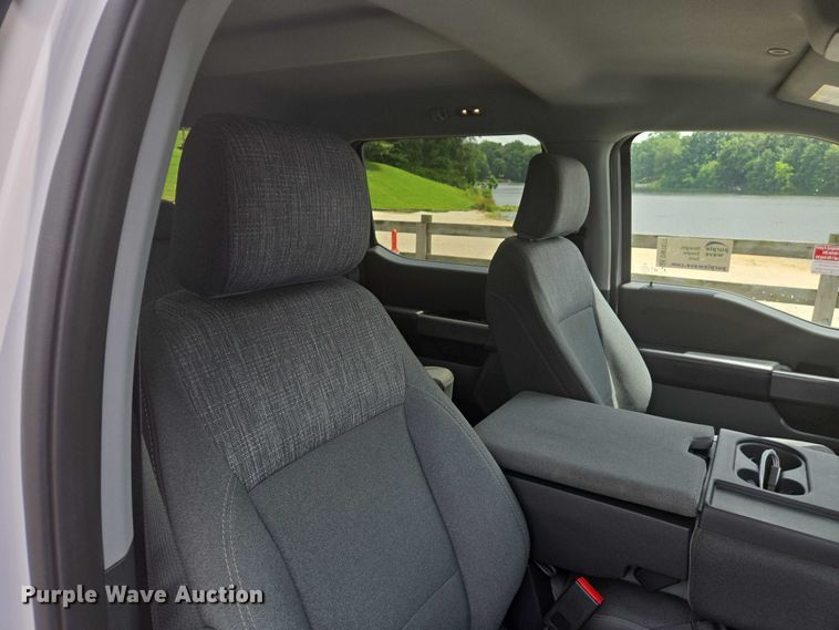 image for item DW7077 2022 Ford  F150 SuperCrew pickup truck