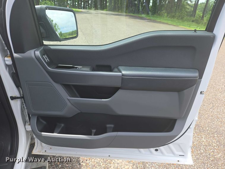 image for item DW7077 2022 Ford  F150 SuperCrew pickup truck