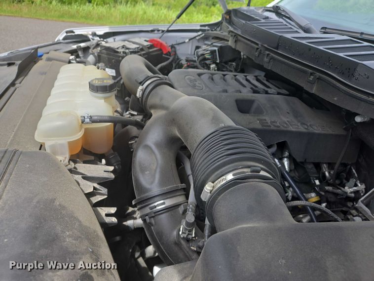 image for item DW7077 2022 Ford  F150 SuperCrew pickup truck