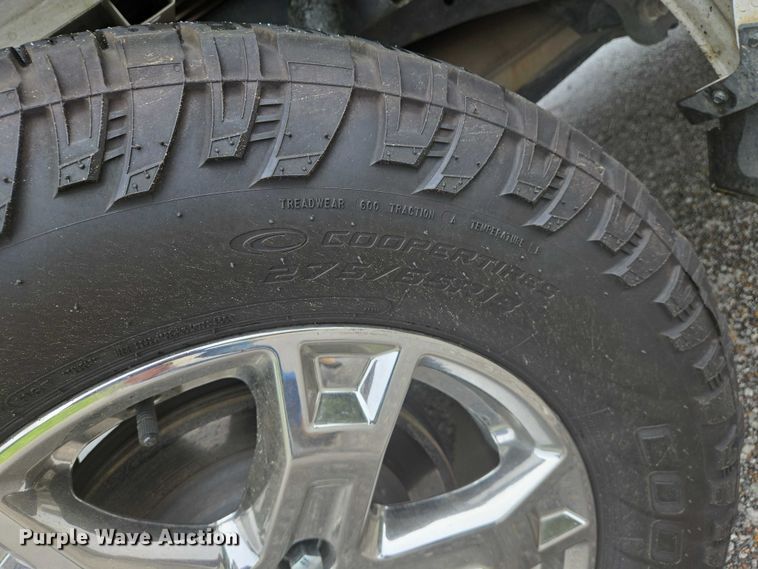 image for item DW7077 2022 Ford  F150 SuperCrew pickup truck