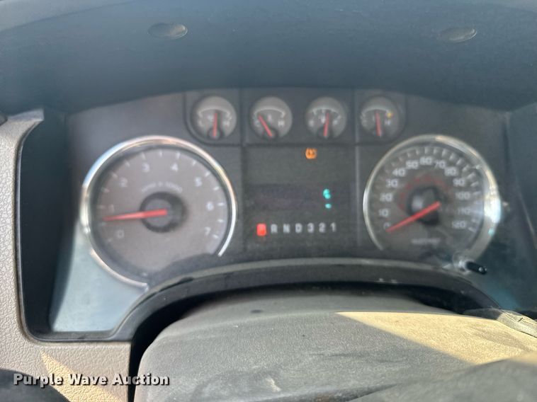 image for item DX3830 2010 Ford F150 SuperCab pickup truck