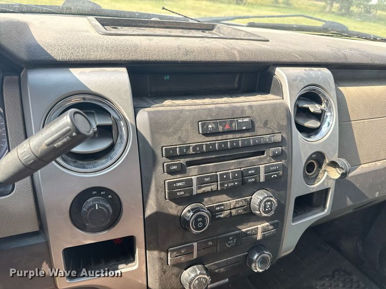 image for item DX3830 2010 Ford F150 SuperCab pickup truck