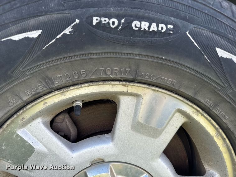 image for item DX3830 2010 Ford F150 SuperCab pickup truck