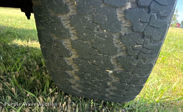 image for item DX3830 2010 Ford F150 SuperCab pickup truck