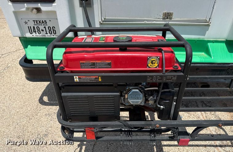 image for item DX5526 1998 Ford E350 food truck