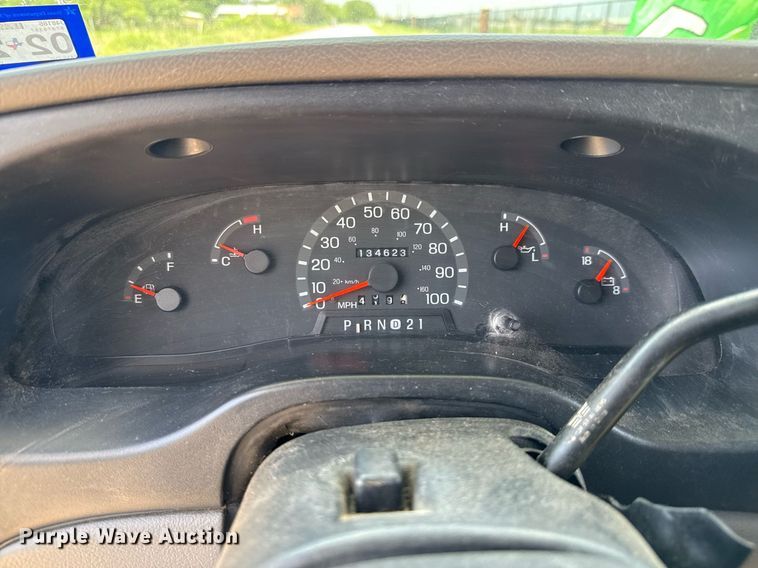 image for item DX5526 1998 Ford E350 food truck