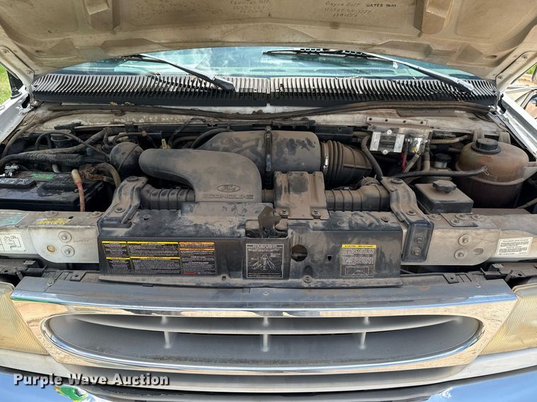 image for item DX5526 1998 Ford E350 food truck