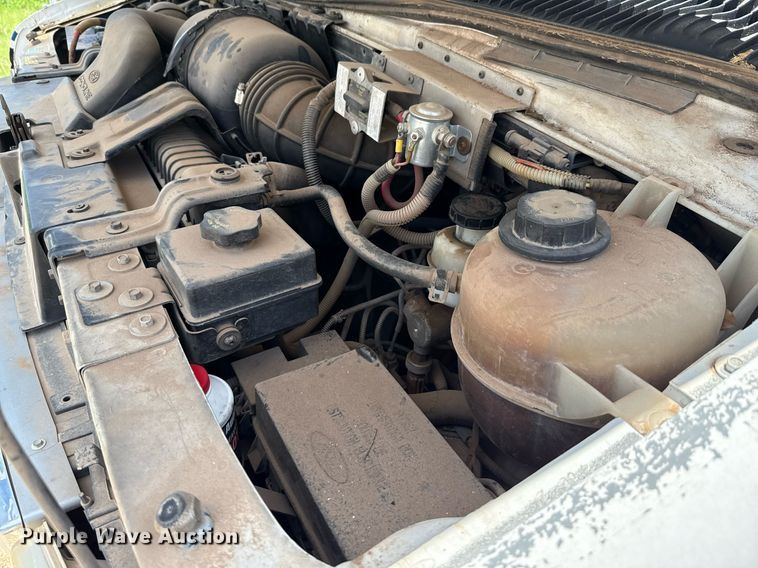 image for item DX5526 1998 Ford E350 food truck