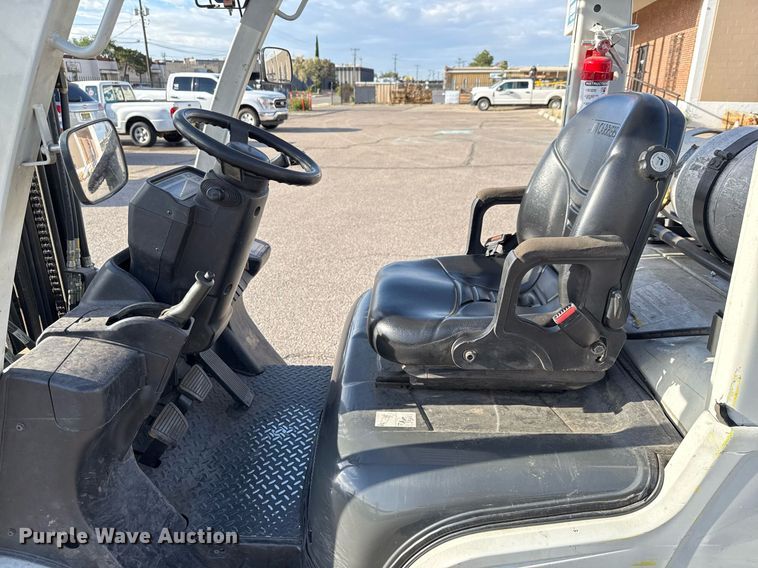 image for item DX5592 2016 UniCarriers PF50 forklift