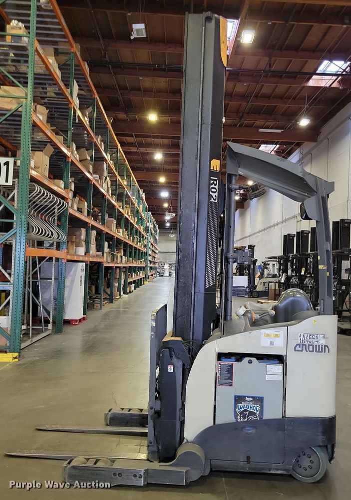 image for item DX7001 2016 Crown RM6025-45 reach truck