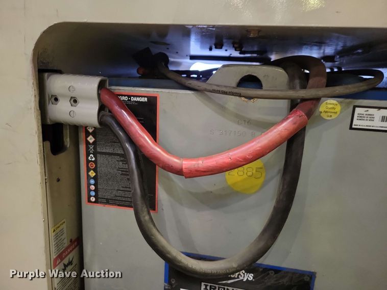 image for item DX7001 2016 Crown RM6025-45 reach truck